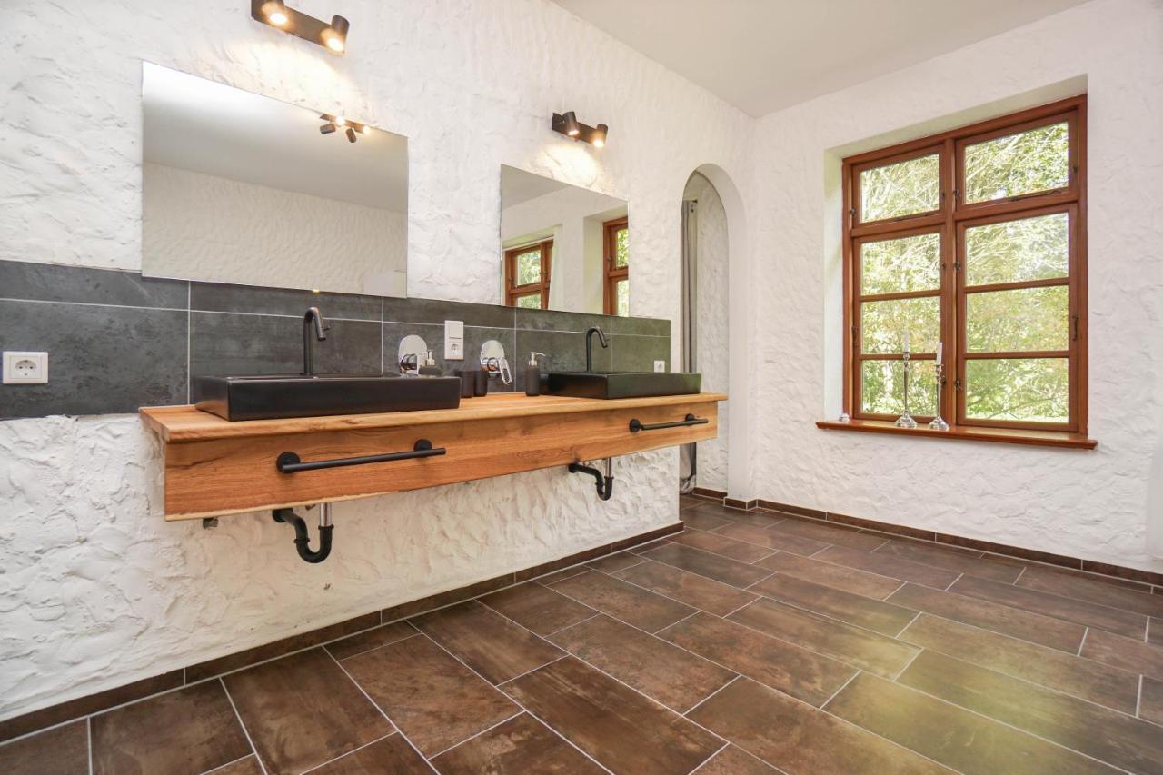Ruhe Unter Reet-Haus Mit Sauna, Whirlpool Und Kamin Gnarrenburg Luaran gambar
