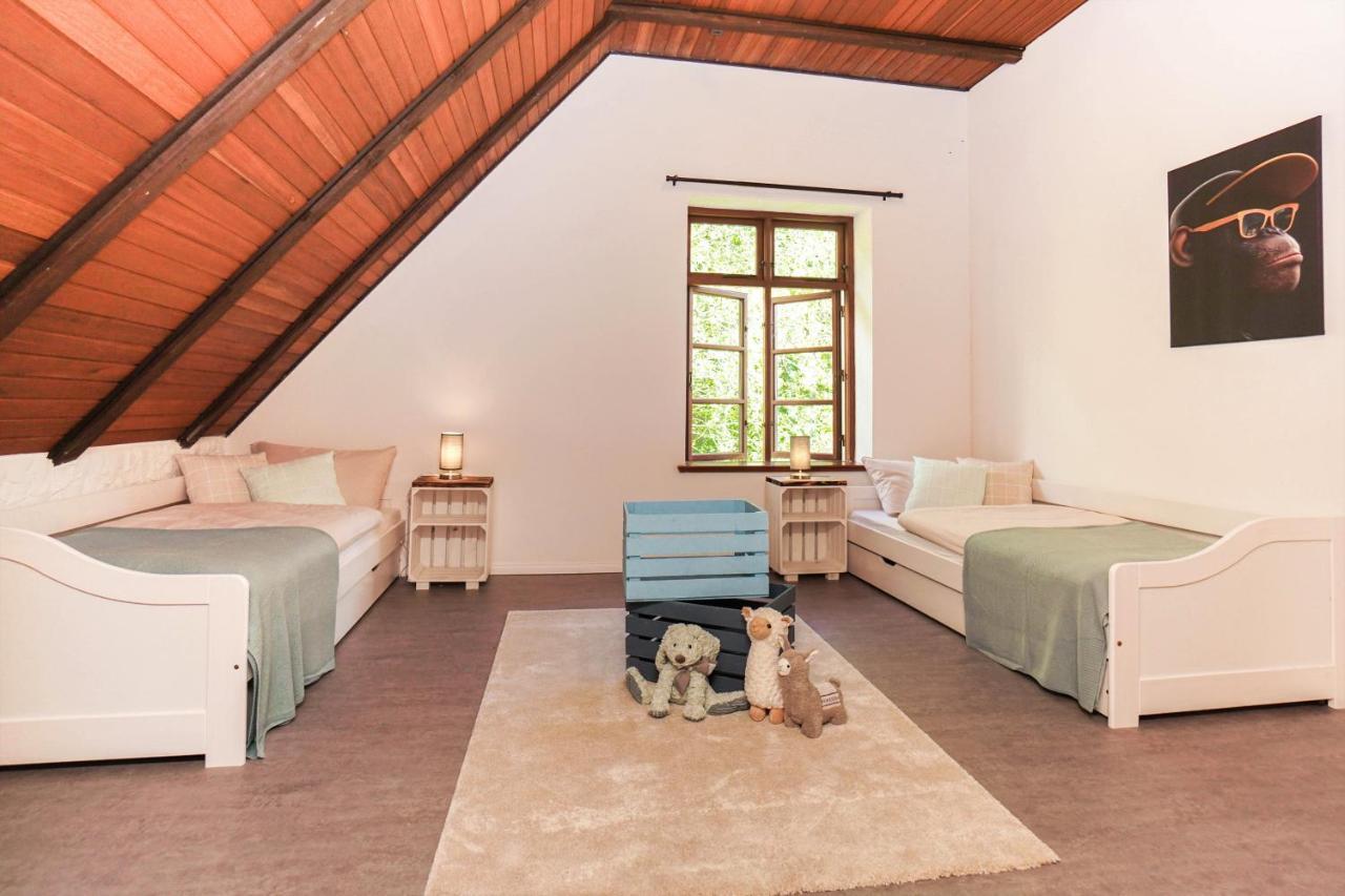 Ruhe Unter Reet-Haus Mit Sauna, Whirlpool Und Kamin Gnarrenburg Luaran gambar